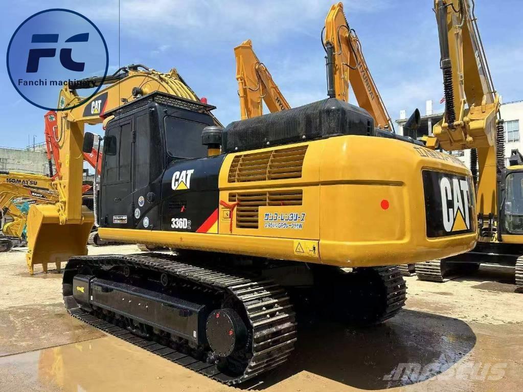CAT 336D2 Lánctalpas kotrók