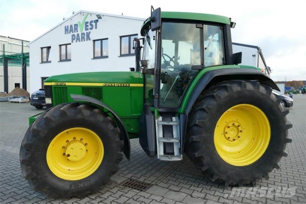 John Deere 6910 Traktorok