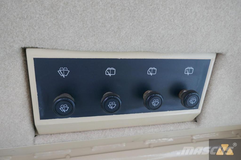 CAT D9R Ex-army lánctalpas dózerek