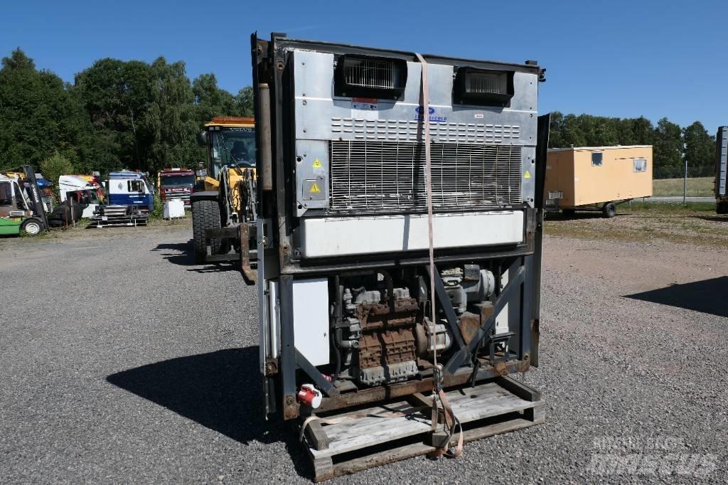 Carrier Vector 1800 Haszonjárművek - Egyéb