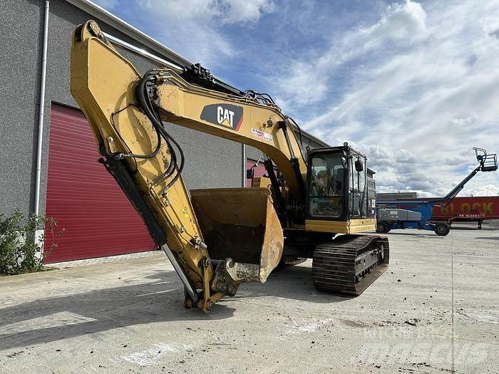 CAT 335FL Lánctalpas kotrók
