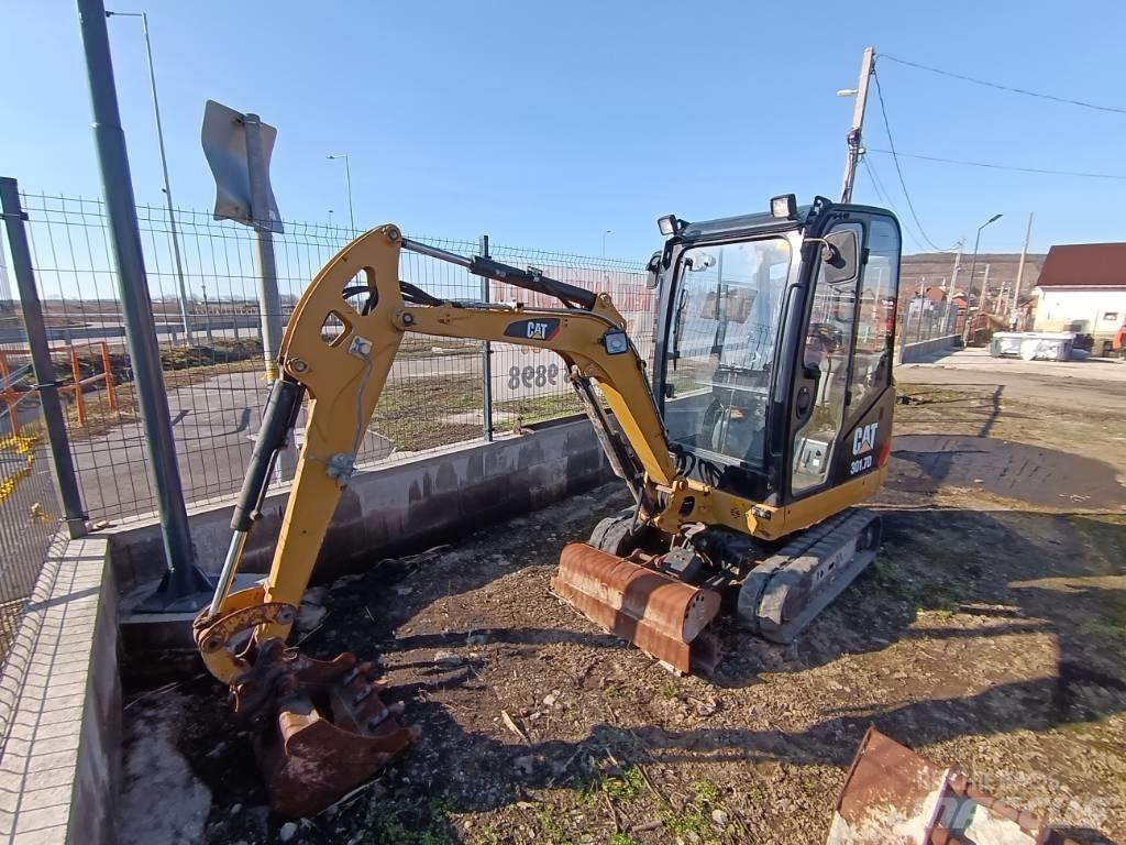 CAT 301.7D Mini kotrók < 7t