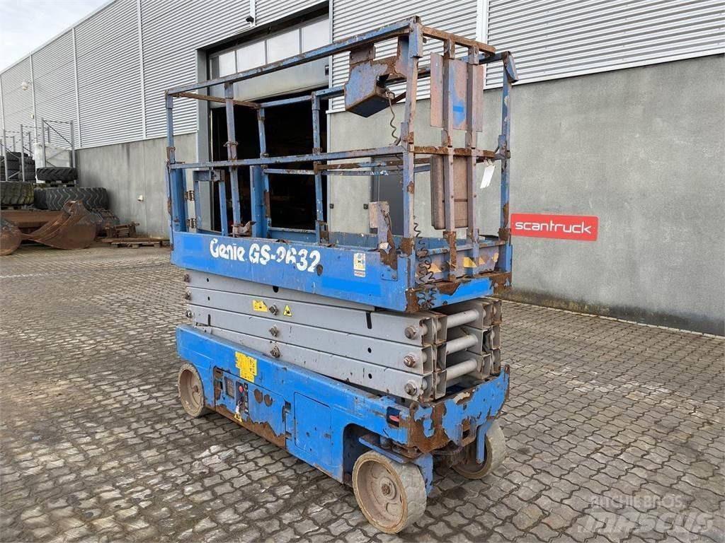 Genie GS2632 Ollós emelők