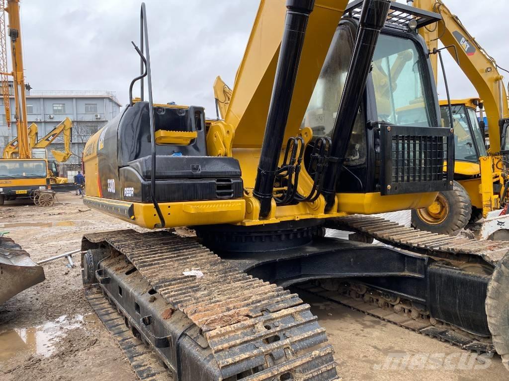 CAT 330 D Lánctalpas kotrók