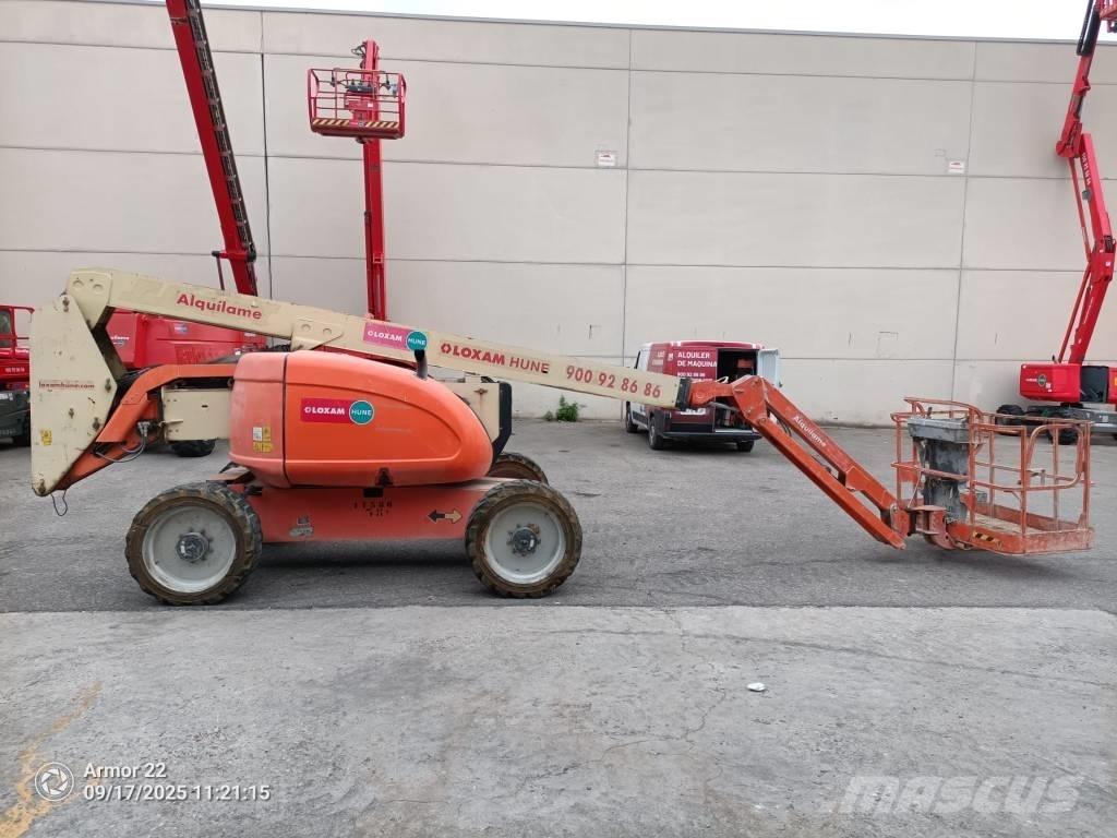 JLG 600 AJ Karos emelők