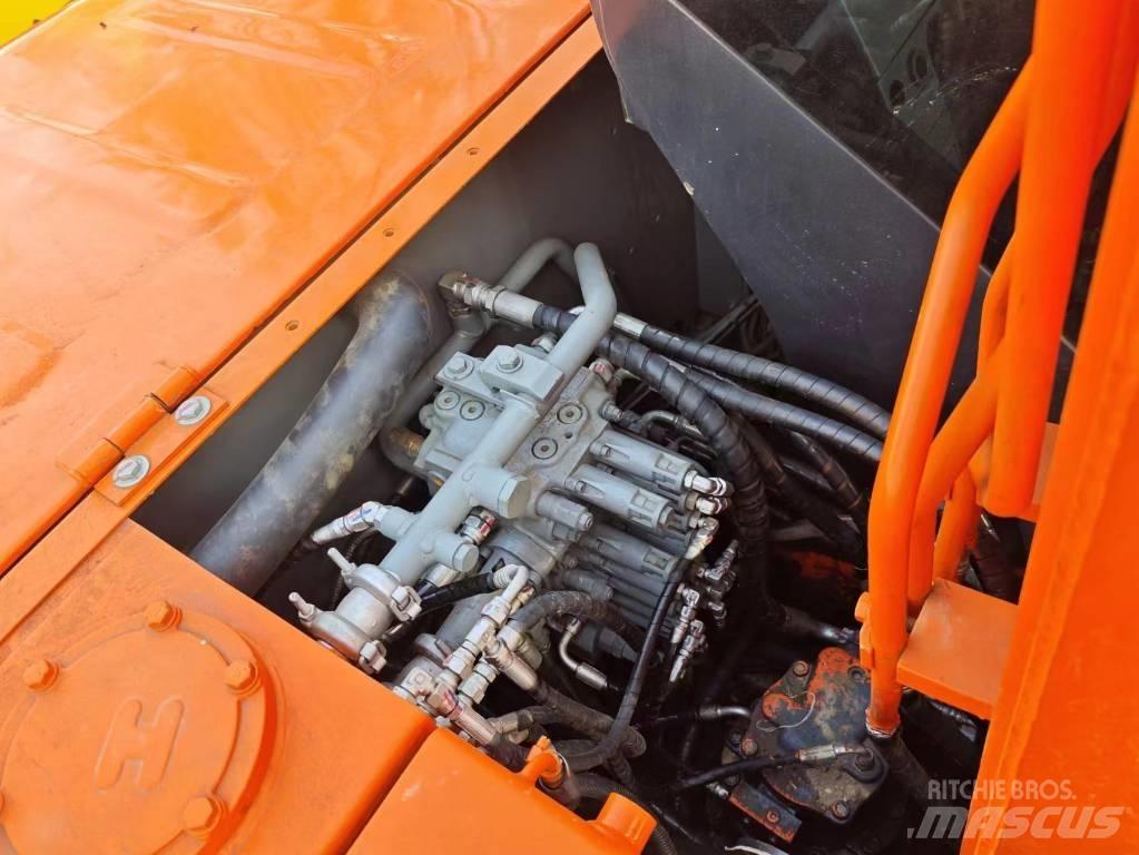 Hitachi ZX 70 Lánctalpas kotrók