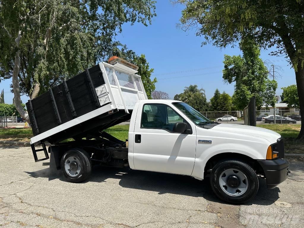 Ford F 250 Billenő teherautók