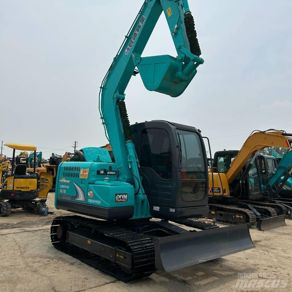 Kobelco 75 Lánctalpas kotrók