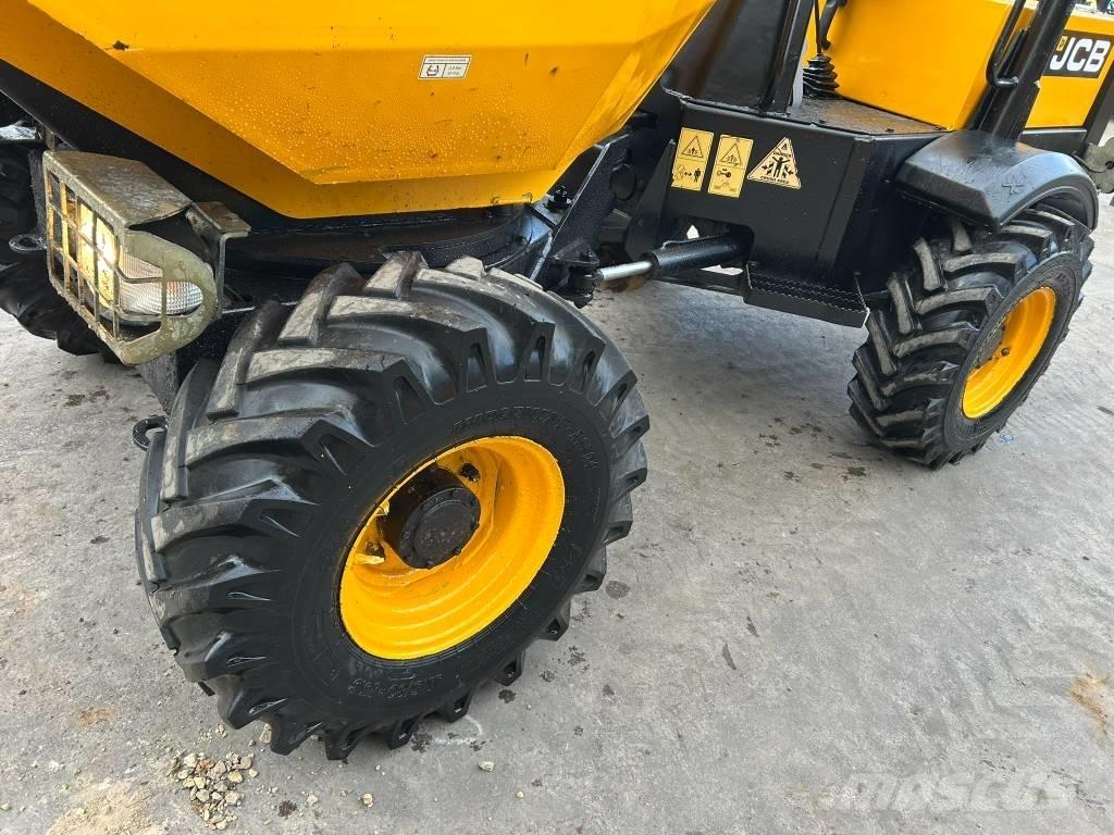 JCB 3T-ST Mezei dömperek