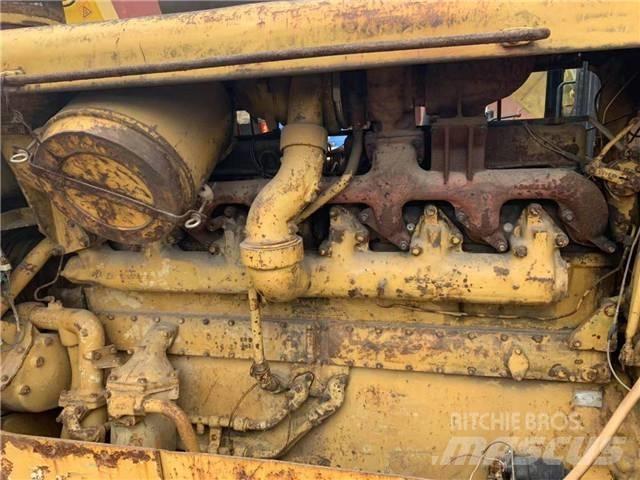 CAT D 8 K lánctalpas dózerek