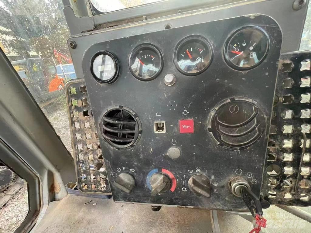CAT D 6 G lánctalpas dózerek
