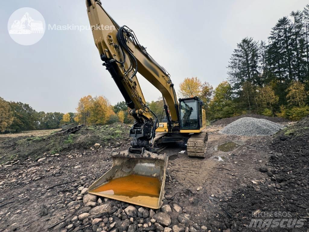 CAT 323 Lánctalpas kotrók