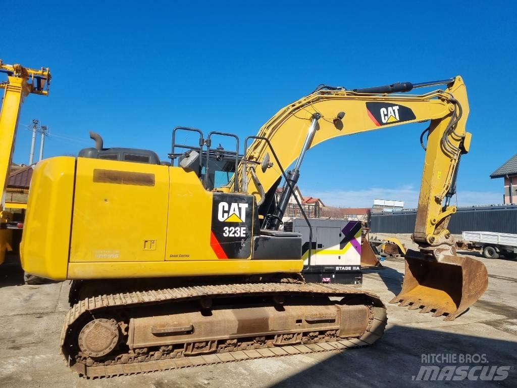 CAT 323 EL Lánctalpas kotrók