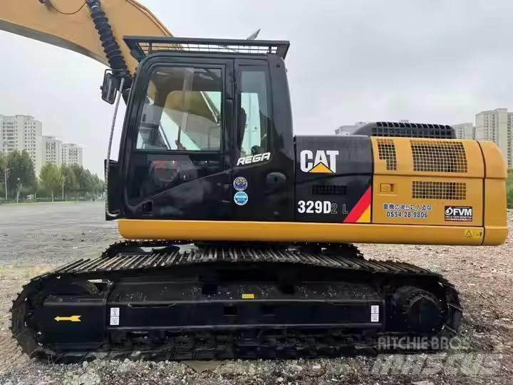 CAT CAT329D2L Közepes (midi) kotrók 7 t - 12 t