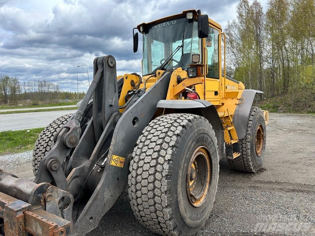Volvo L 120 E Gumikerekes homlokrakodók