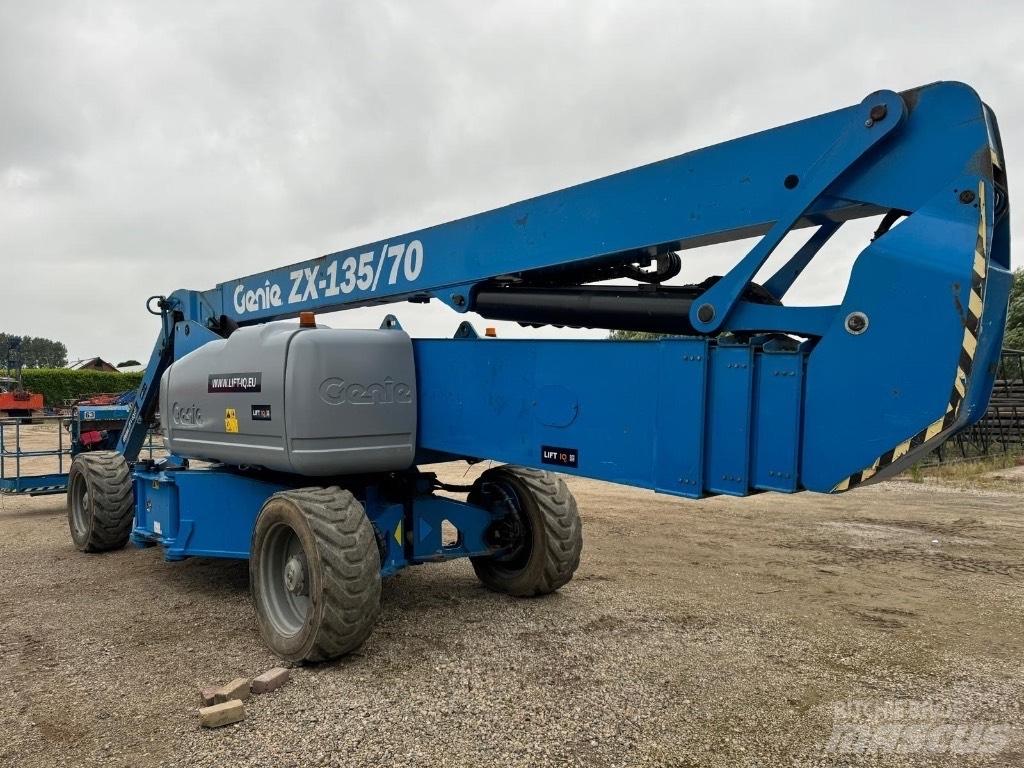 Genie ZX 135/70 Karos emelők