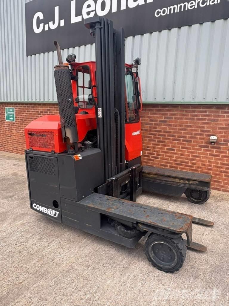 Combilift C 3000 Oldalvillás targonca