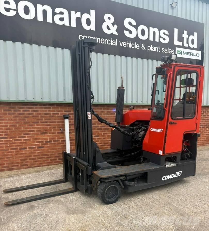 Combilift C 3000 Oldalvillás targonca