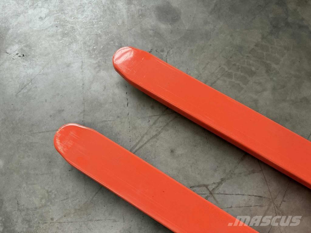 Toyota HHM 100 Kézi raklapemelő