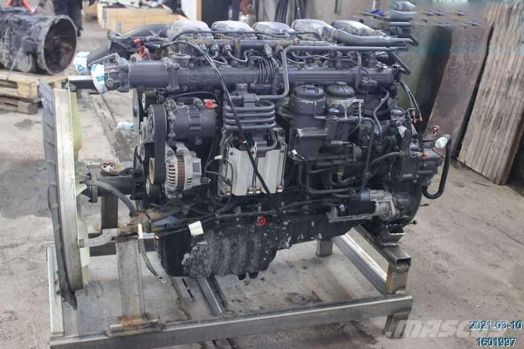 Scania P 320 B Motorok