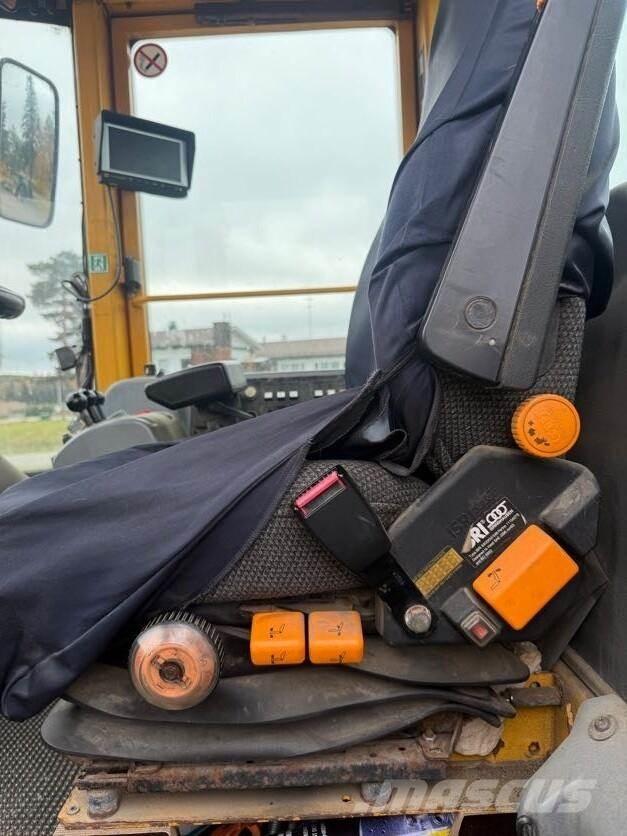 Volvo L110E Gumikerekes homlokrakodók