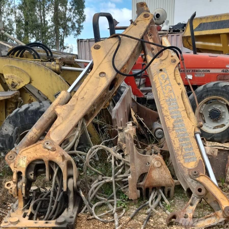 CASE 580 SK Gémek és dipperek
