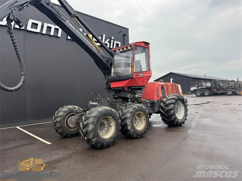 Valmet 931 Betakarítók