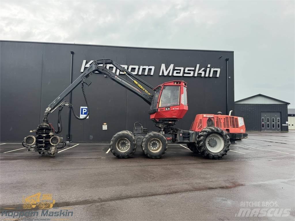 Valmet 931 Betakarítók
