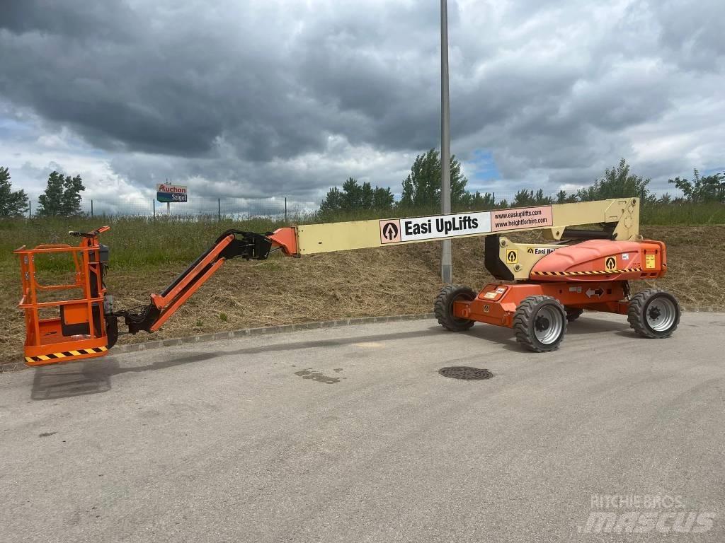 JLG M 600 JP Karos emelők