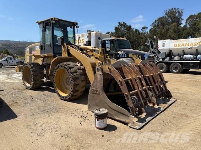 CAT 938 G II Gumikerekes homlokrakodók