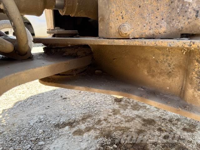 CAT 938 G II Gumikerekes homlokrakodók