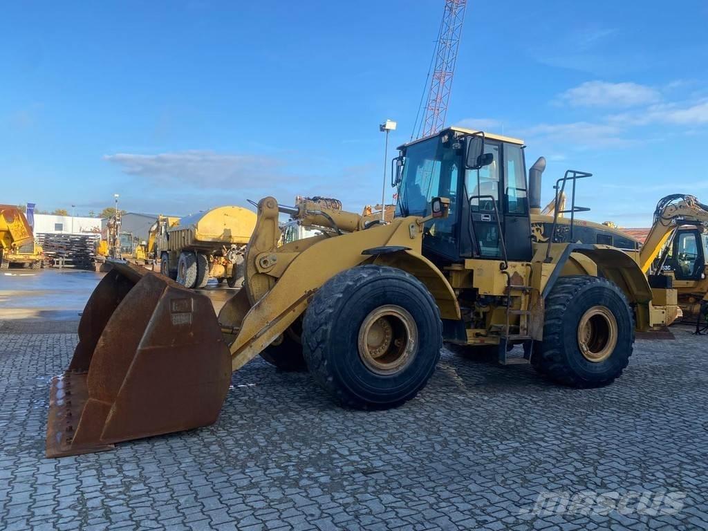 CAT 972G NVT Gumikerekes homlokrakodók