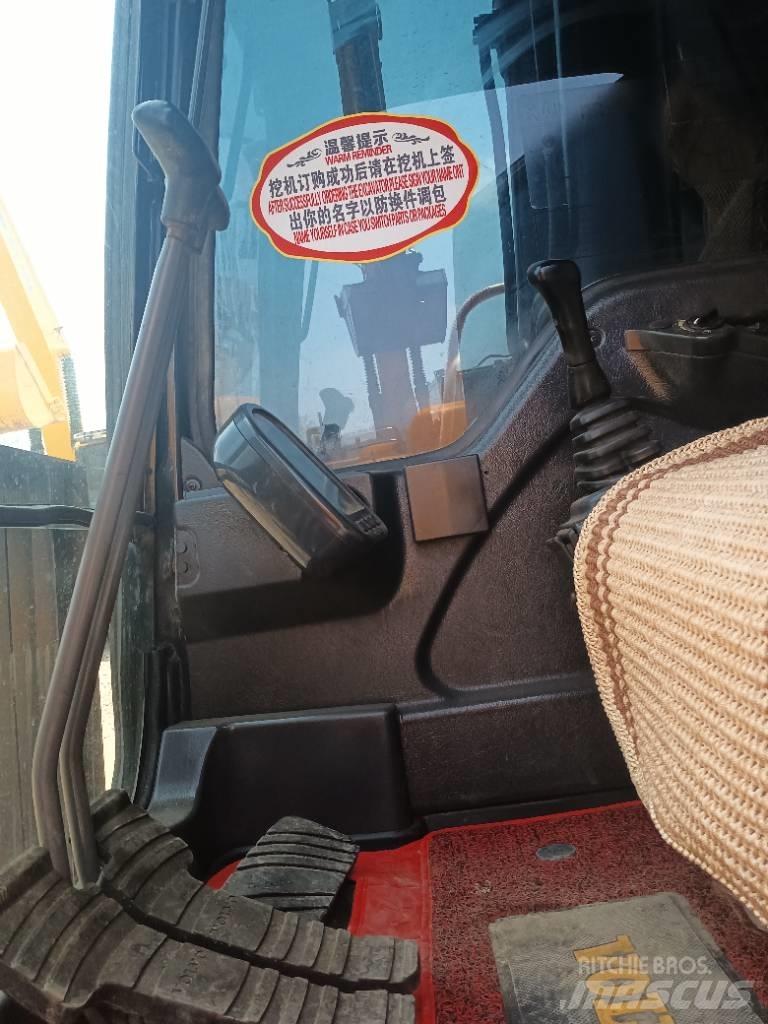 Volvo EC 240 Lánctalpas kotrók