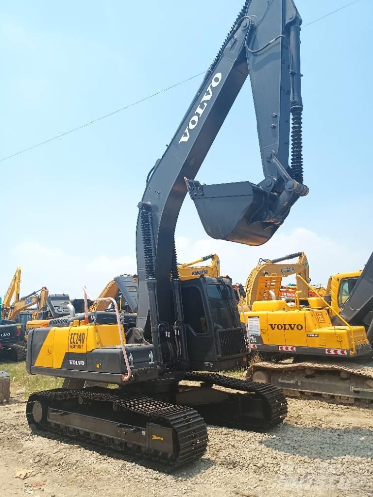 Volvo EC 240 Lánctalpas kotrók