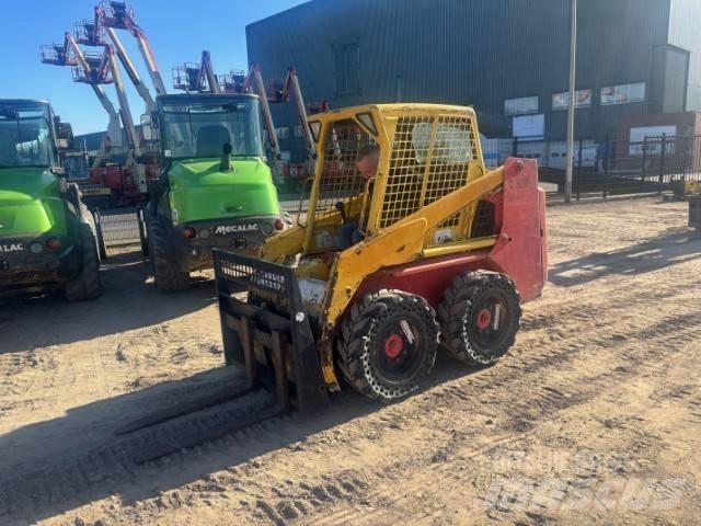 Bobcat S 130 Kompaktrakodók