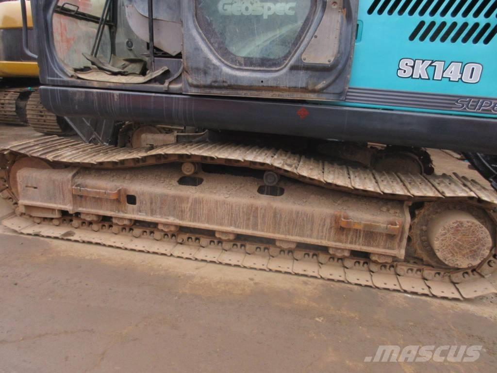 Kobelco SK 140 Lánctalpas kotrók