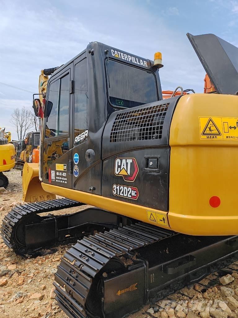 CAT 312 Lánctalpas kotrók