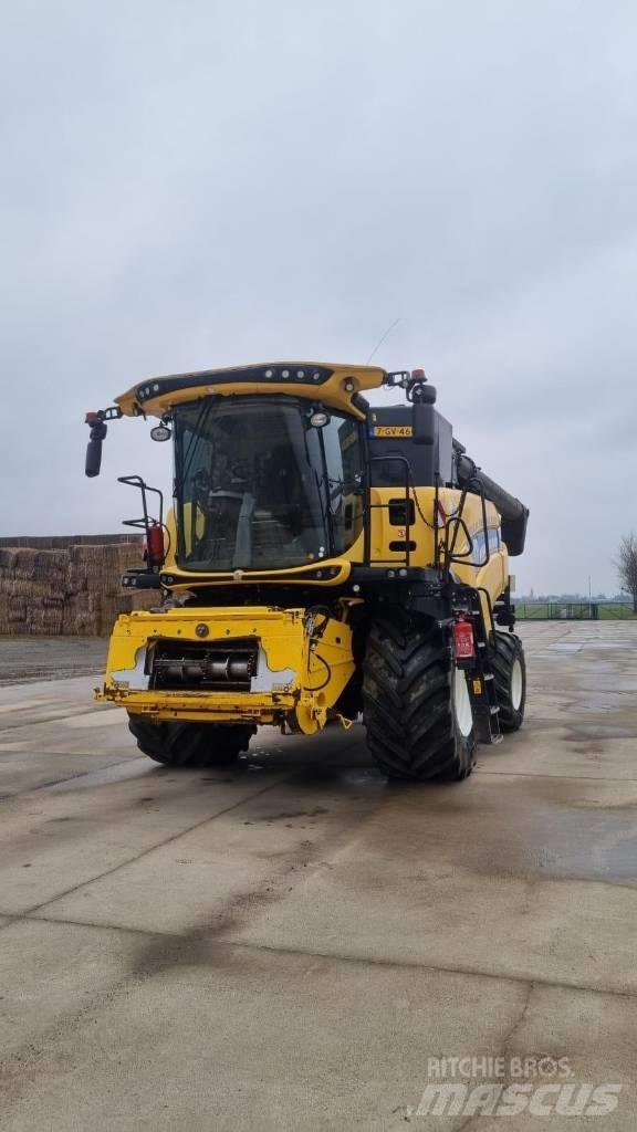 New Holland CR 8.80 Kombájnok