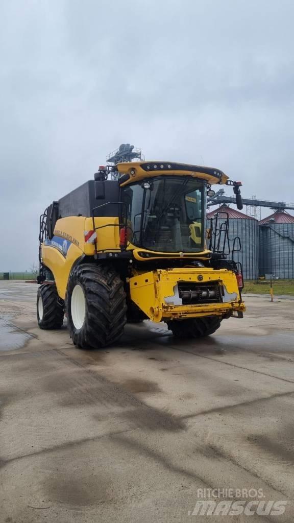 New Holland CR 8.80 Kombájnok