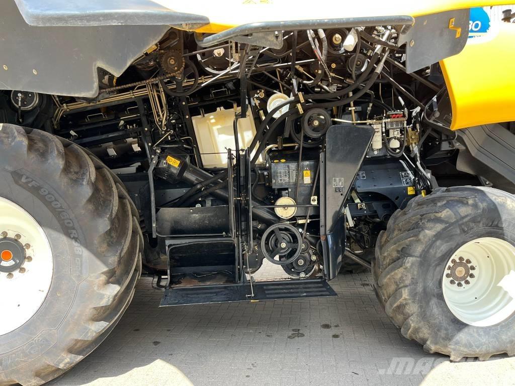 New Holland CR 8.80 Kombájnok