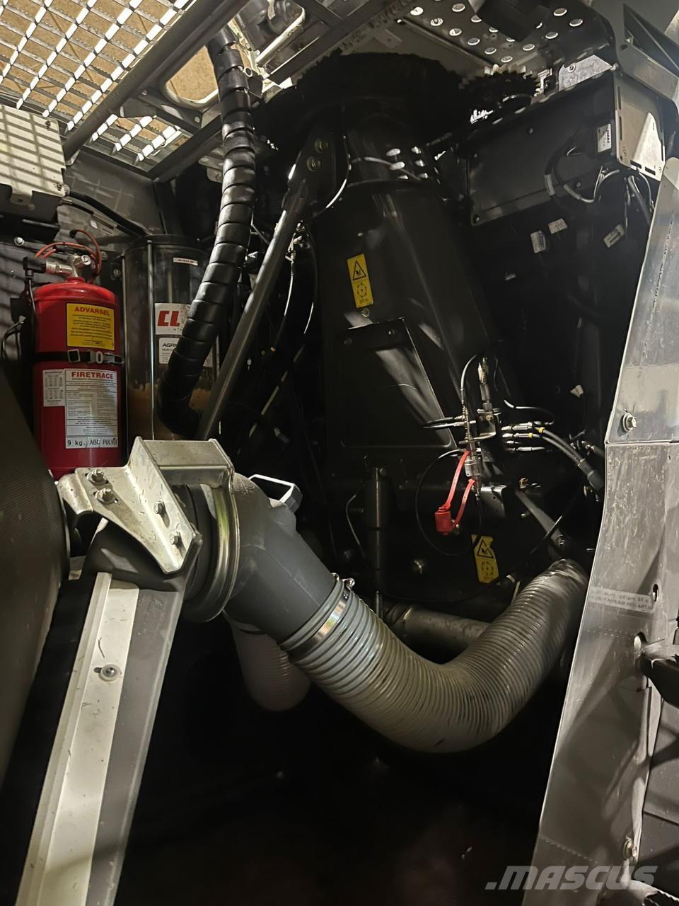 CLAAS Jaguar 950 Önjáró szecskázók