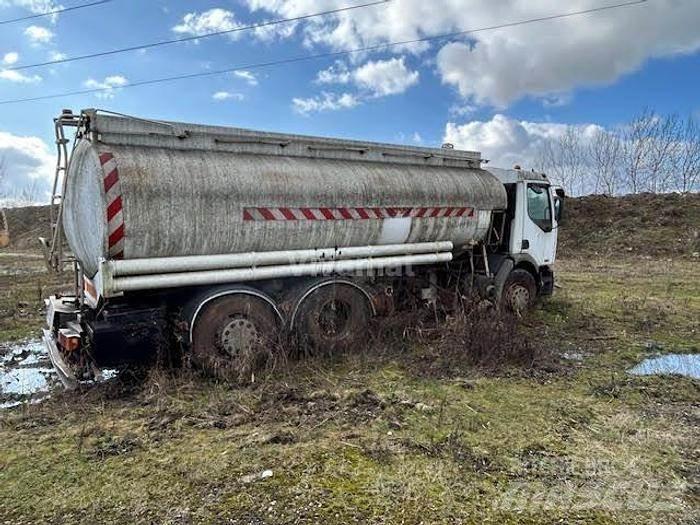 Renault 320 Tartályos teherautók