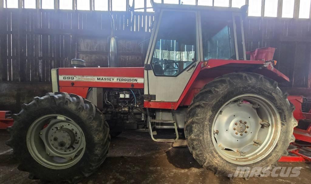 Massey Ferguson 699 Traktorok