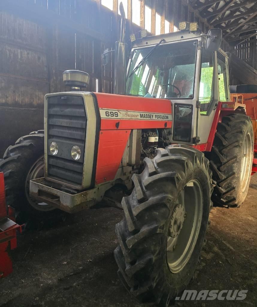 Massey Ferguson 699 Traktorok
