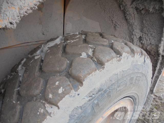 Hyundai HL 940 A Gumikerekes homlokrakodók