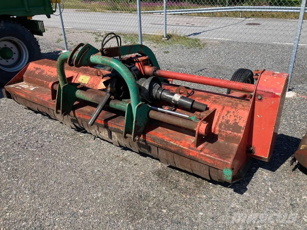 Kverneland FG310 Szárzúzók és fűkaszák