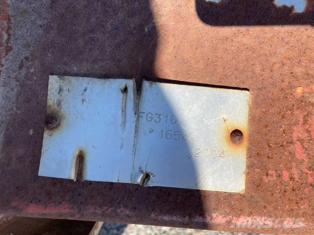 Kverneland FG310 Szárzúzók és fűkaszák
