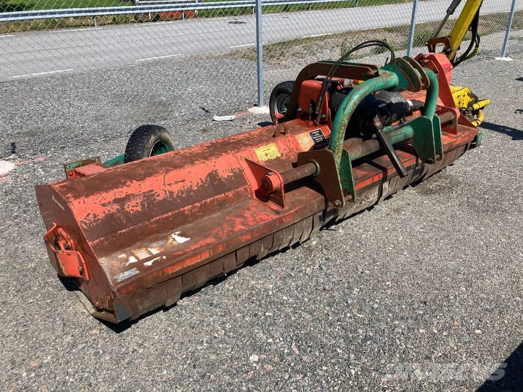 Kverneland FG310 Szárzúzók és fűkaszák