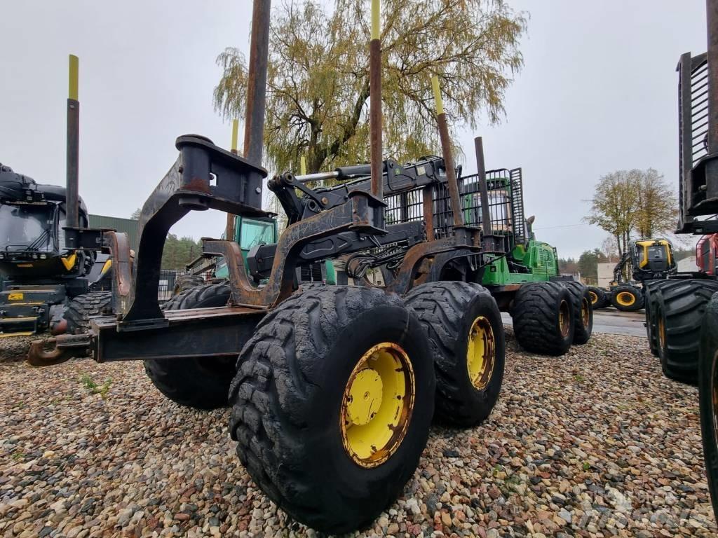 John Deere 1910 G Kihordók