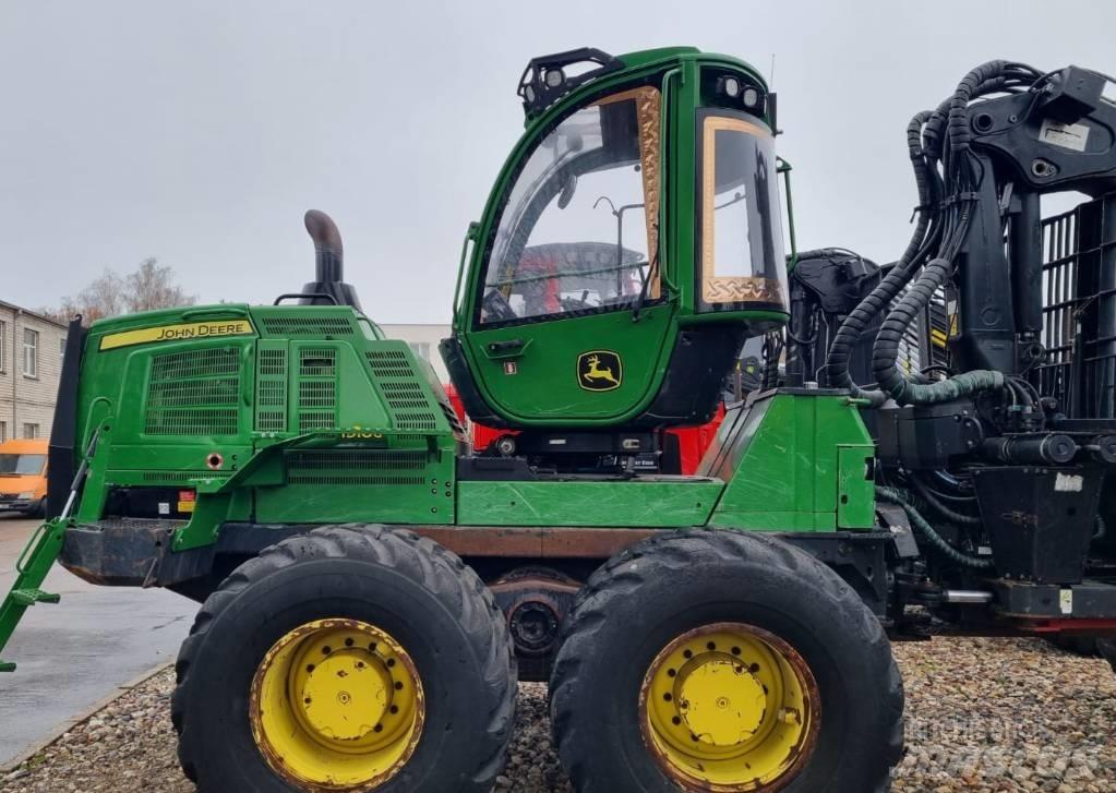 John Deere 1910 G Kihordók